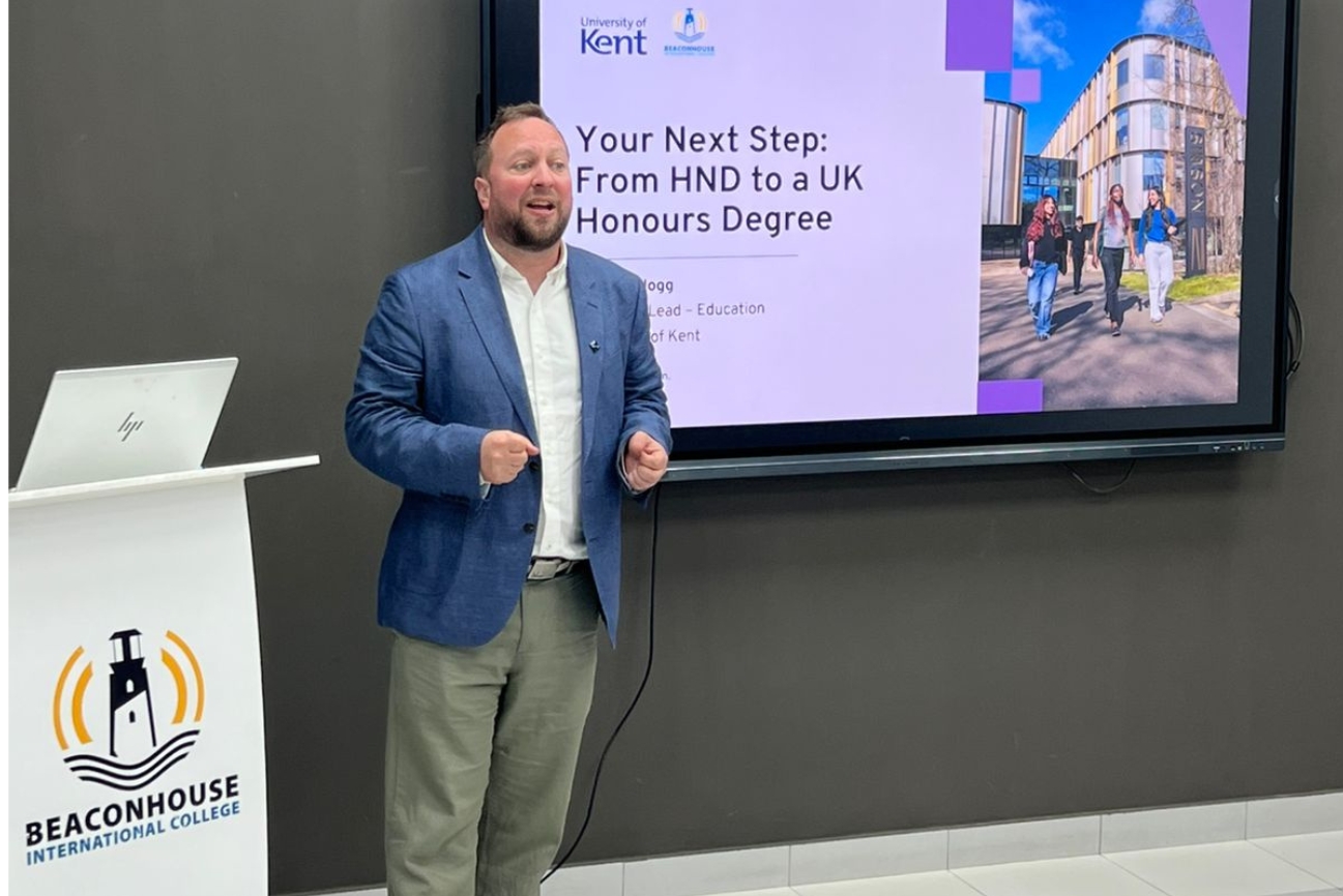 Dr Eddy Hogg Connects With BIC Faisalabad Students